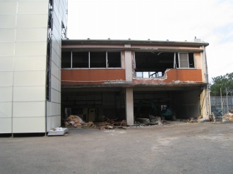 中原消防署旧庁舎の車庫